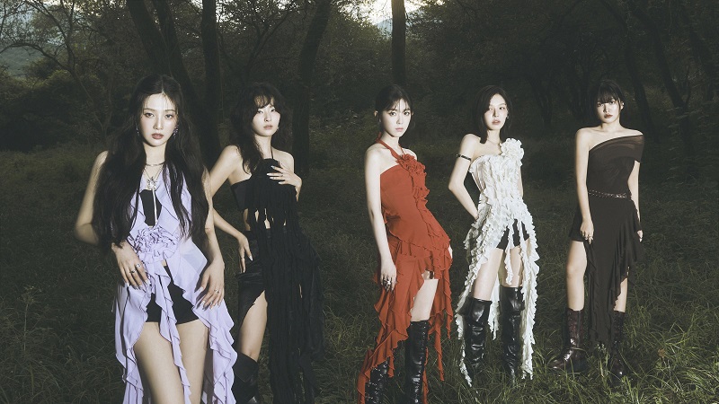 Red Velvet在第三張完整專輯《Chill Kill》中預告了令人震驚的愛情故事！